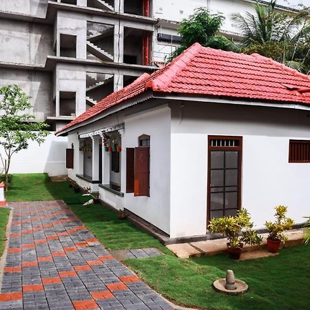 Appartamento Bobbys Corner Alappuzha Esterno foto