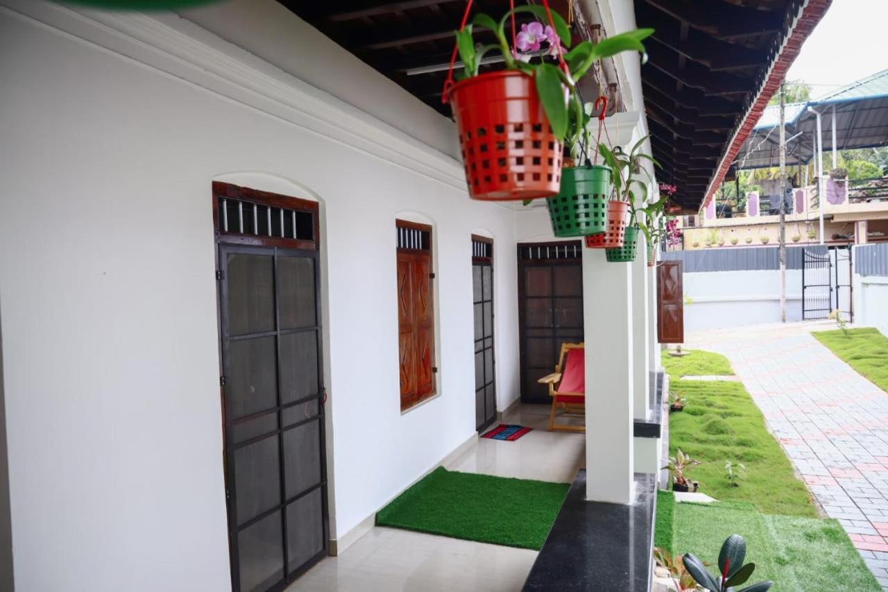 Appartamento Bobbys Corner Alappuzha Esterno foto