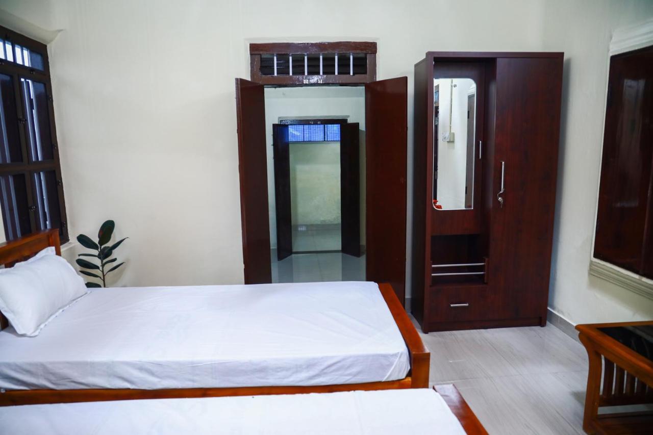 Appartamento Bobbys Corner Alappuzha Esterno foto