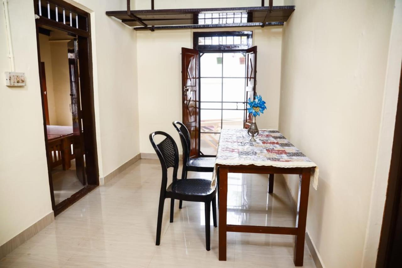 Appartamento Bobbys Corner Alappuzha Esterno foto